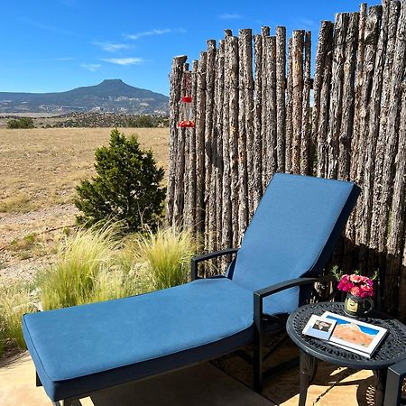 The Grand Hacienda Inn With Breakfast Abiquiu Bagian luar foto
