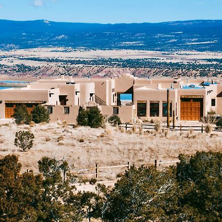 The Grand Hacienda Inn With Breakfast Abiquiu Bagian luar foto