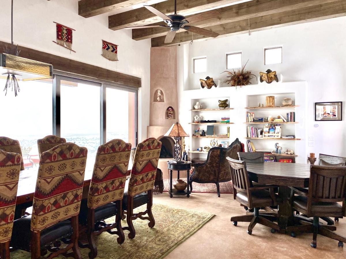 The Grand Hacienda Inn With Breakfast Abiquiu Bagian luar foto