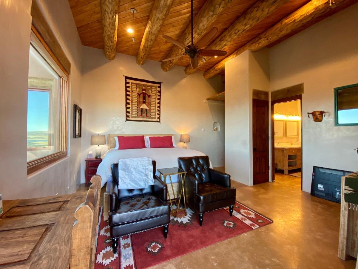 The Grand Hacienda Inn With Breakfast Abiquiu Bagian luar foto