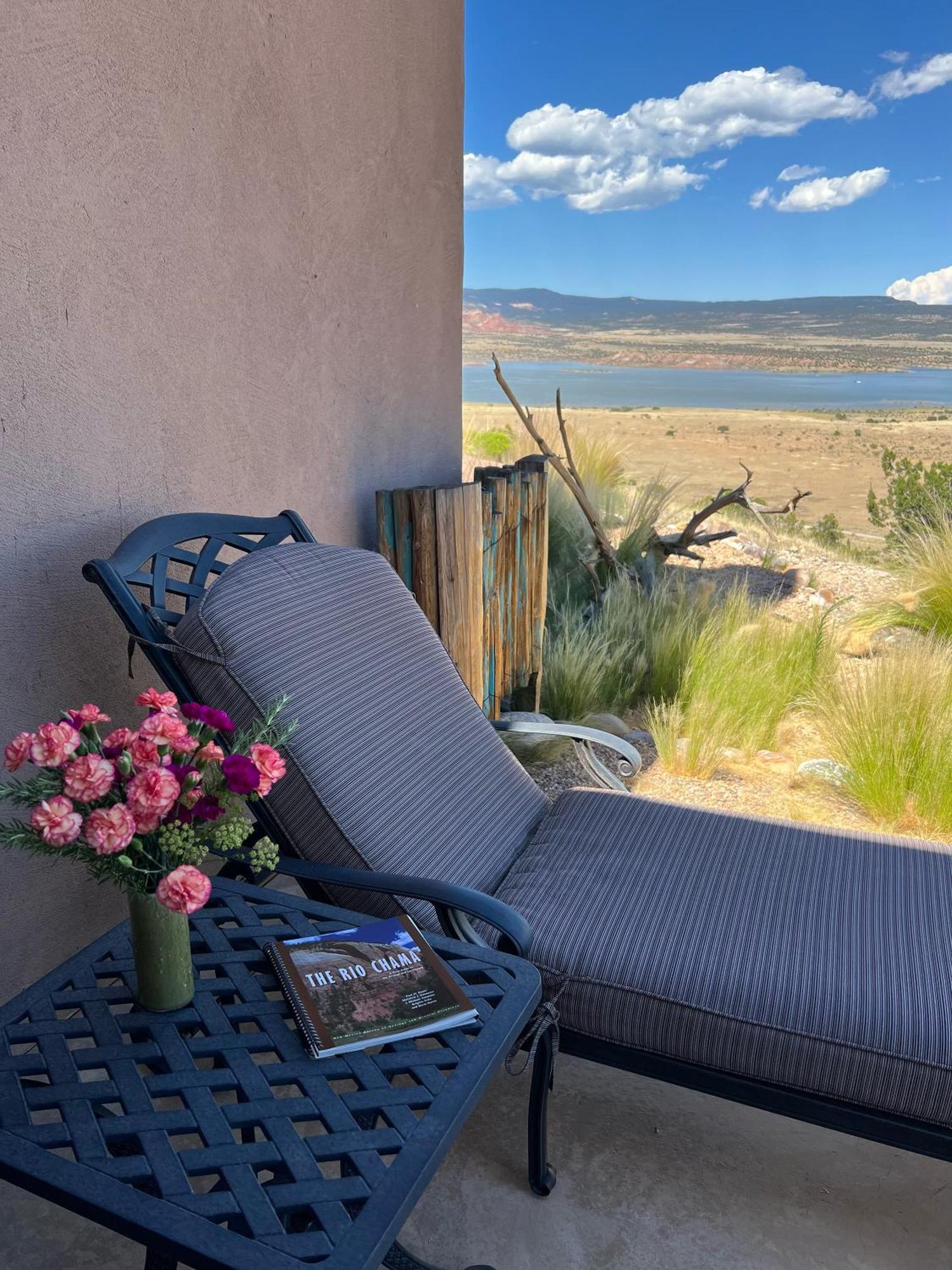The Grand Hacienda Inn With Breakfast Abiquiu Bagian luar foto