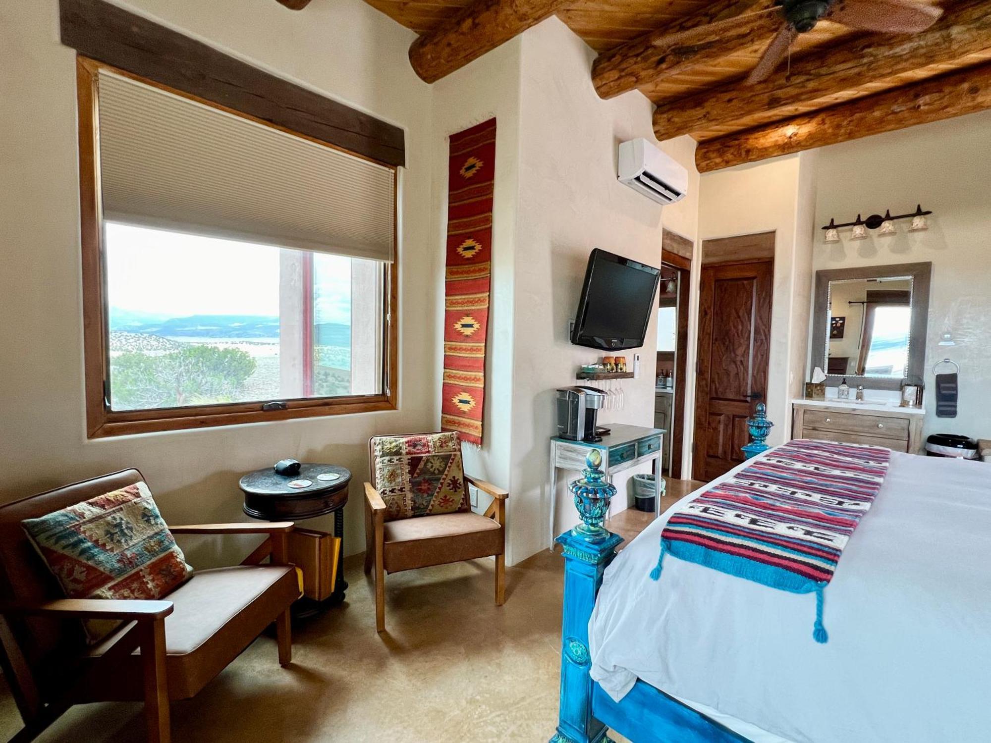 The Grand Hacienda Inn With Breakfast Abiquiu Bagian luar foto
